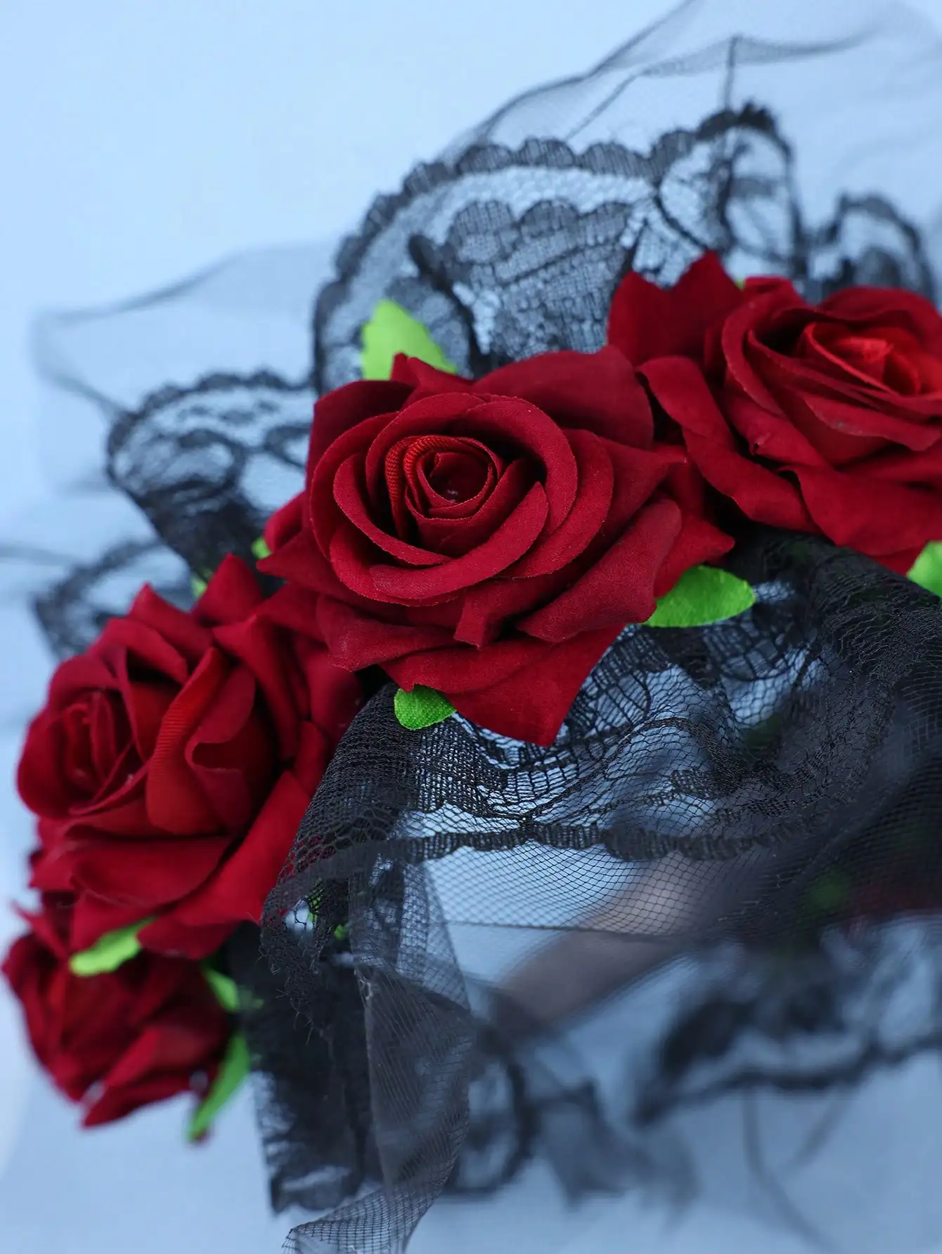 1 Piece of Retro Red Rose Black Lace Wreath Headband, Dark Castle Retro Style Black Wedding Dress Bridal Accessory view 4