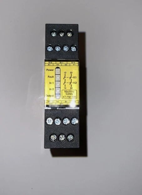 Brand New Orignial AT-FM-10K Safety Relays 1Pcs Fast Delivery