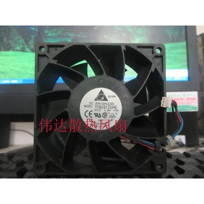 Delta TFB0912UHE 12V 2.28A 9238 9CM 4-Wire Cooling Fan for Car Modification