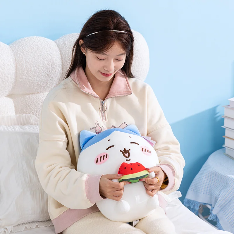 Adorable Peluche de Chiikawa Usagi en Forma de Sandía, Muñeco de Peluche Hachiware, Decoración de Anime para el Hogar, Juguetes, Cojín Suave para Sofá, Regalos de Navidad