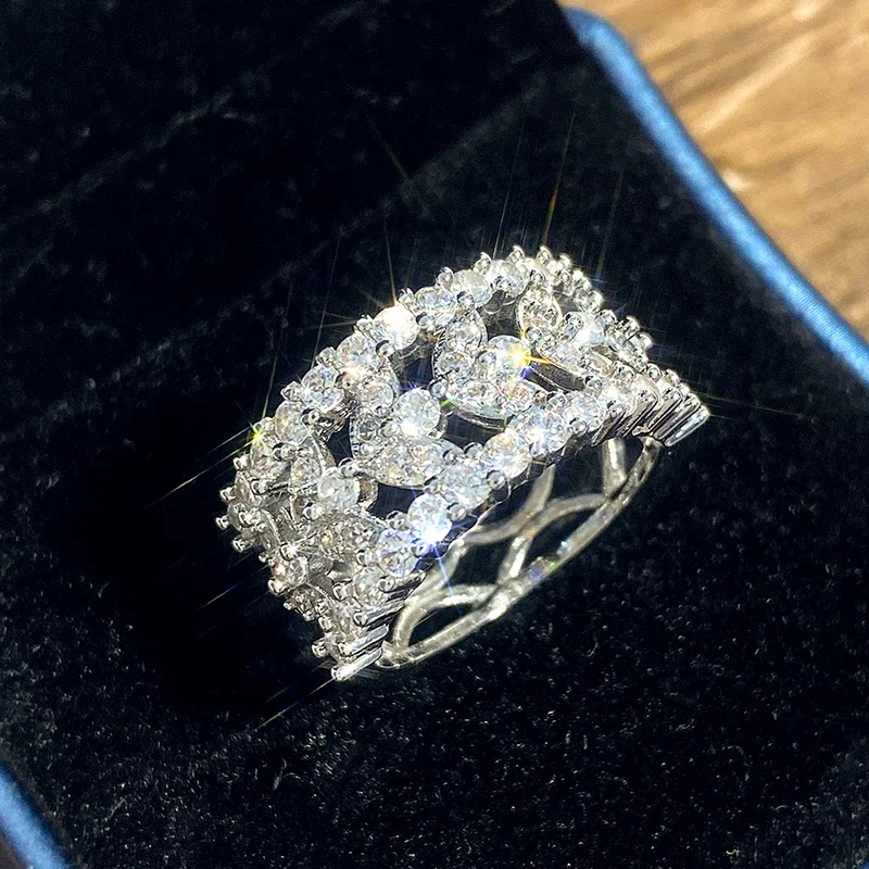 Huitan Exquisite Blatt Design Halbkreis Ringe für Frauen Bling Bling Zirkonia Moderne Mode Weibliche Finger-ring Schmuck