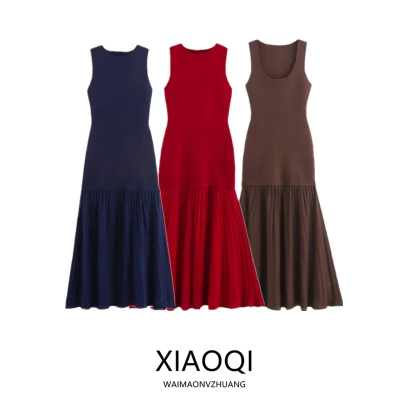 فستان نسائي جديد لخريف 2025 بتصميم عصري متعدد الاستخدامات مع ياقة مستديرة بدون أكمام من التريكو، أنيق وعصري بتنورة ذيل السمكة