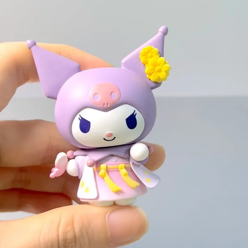 Sanrio 사계절과 8개의 태양 기간 시리즈 차고 키트 귀여운 Kuromi 멜로디 Cinnamoroll 데스크탑 장식품 생일 선물