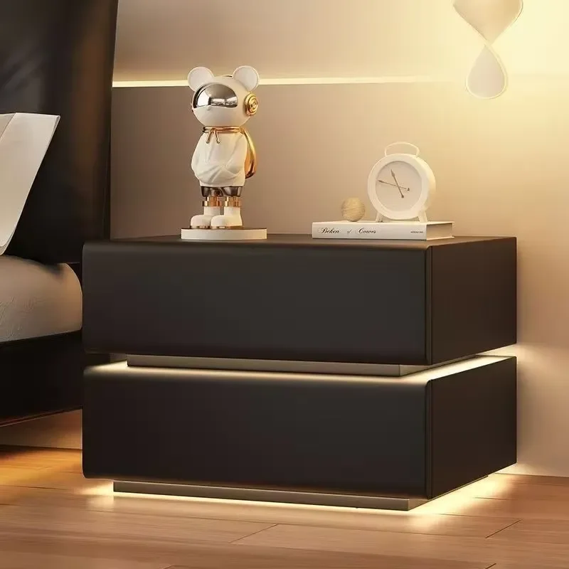 Modern minimalist luxury solid wood bedside table with side storage space, suitable for bedroom furniture in small apartments
