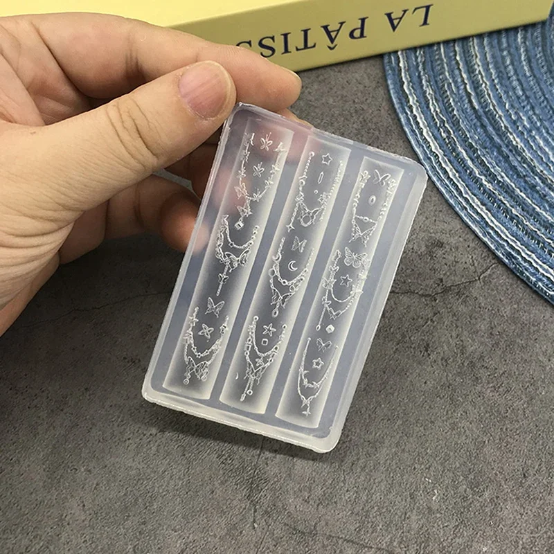 ネイルアートデコレーション　蝶結びビーズチェーンリボン　3Dシリコンモールド　DIYデザインシリコンネイルアートモールドテンプレート　ネイルチャーム用