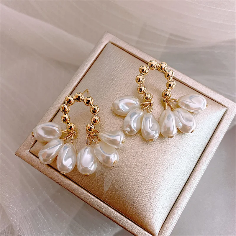 2022 South Korea New Fashion Baroque Pearl Earrings Temperament Personality Versatile Pendant Earrings Elegant Jewelry For Women