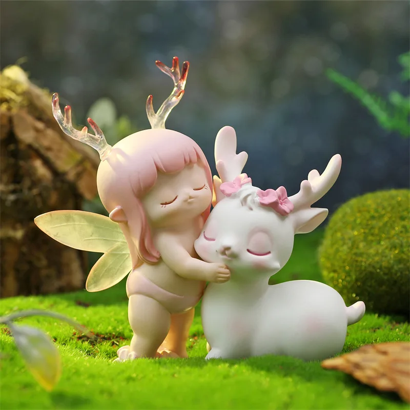 Creative Hug Deer Ornaments Car Cake Baking Decorations Resin Craft Gifts Porch Living Room TV Cabinet Handicraft Decoration