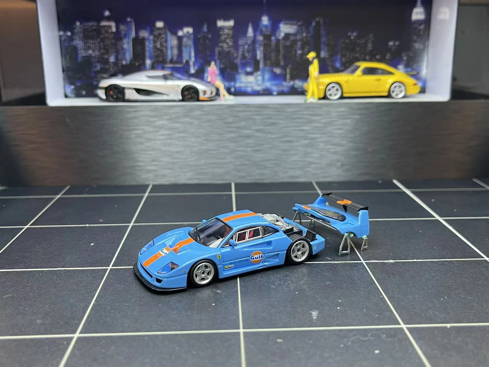 diecast-sh-1-64-scale-sports-car-f40-lm-alloy-car-model-collectible-toy-gift-souvenir-display-ornament