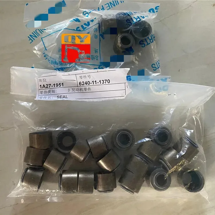 706-88-40710 7068840710 Housing Excavator PC400-6 PC450-6 Travel Motor Spare Part