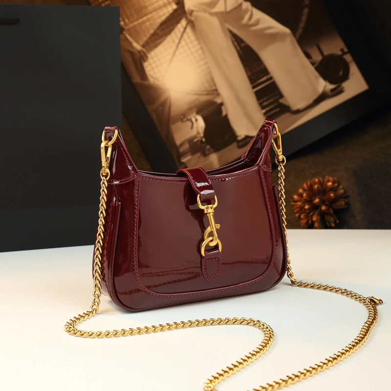 

Luxury Fashion Leather Women Handbag Chain Underarm Bag Female 2025 New Shoulder Messenger Saddle Bag Commuter Crossbody Bags