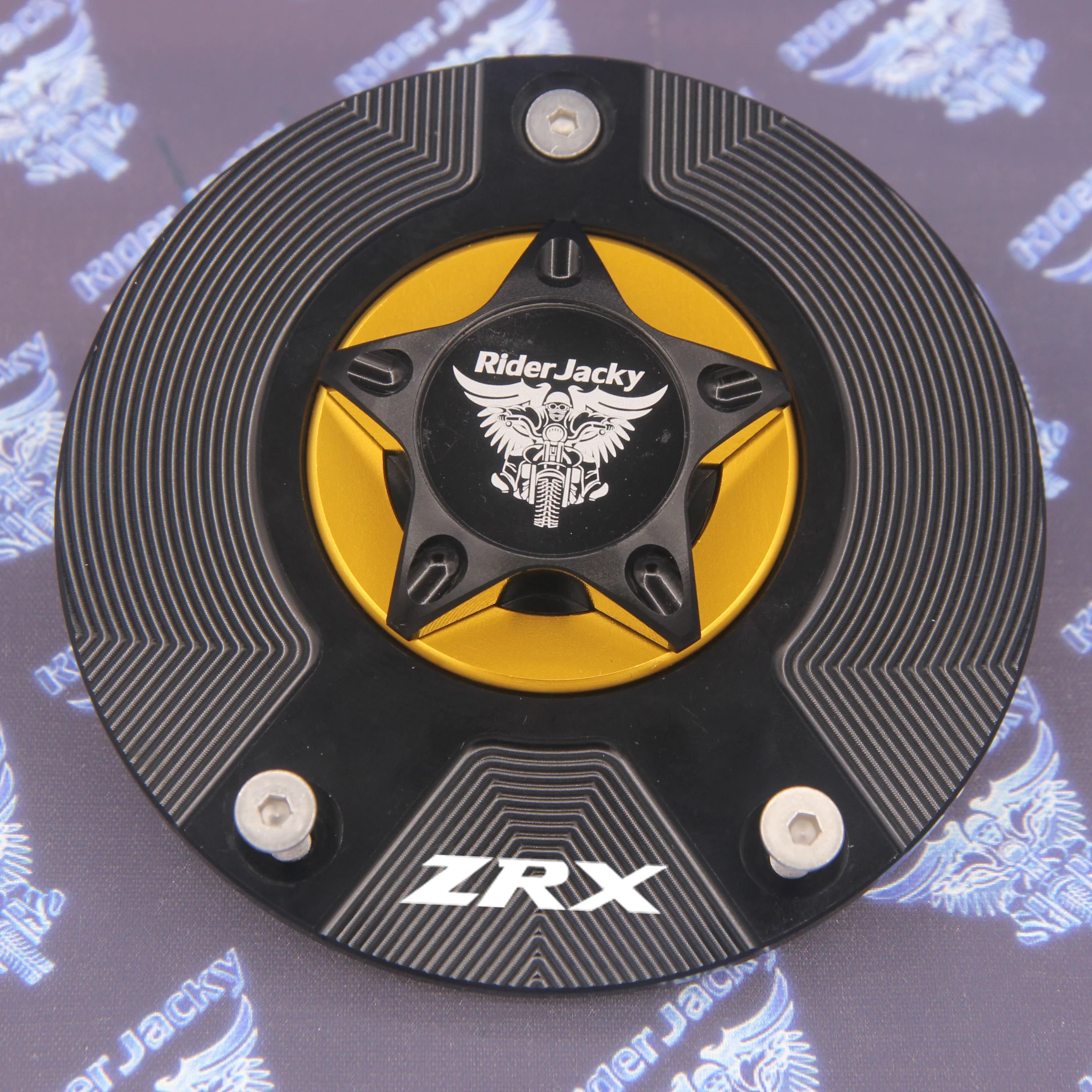 

CNC Aluminum Keyless Motorcycle Fuel Gas Tank Cap Cover For Kawasaki ZRX1200R ZRX 1200R 2001 2002 2003 2004 2005