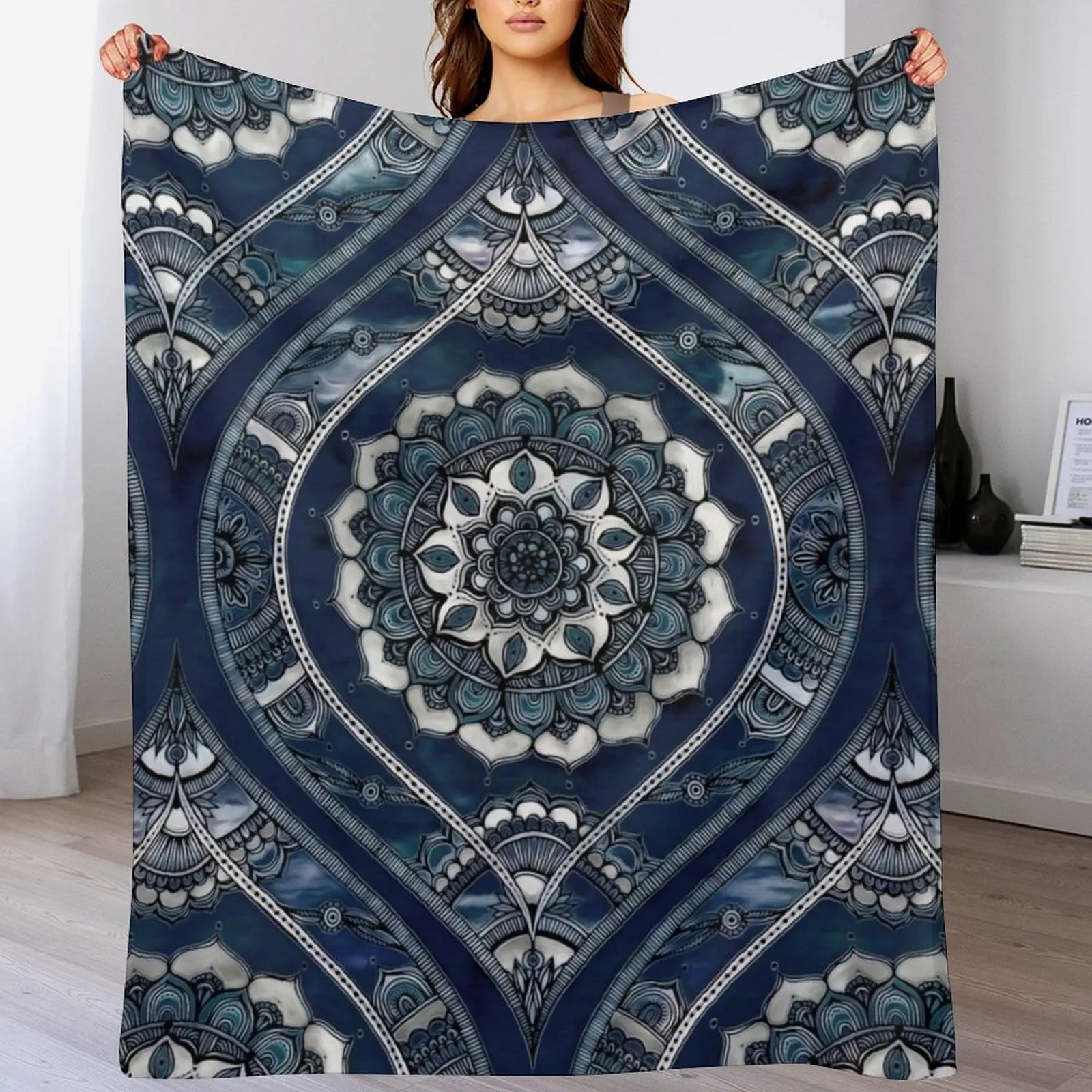 

Just Before Dawn Throw Blanket Thin Soft Blanket for Summer Night Sleeping