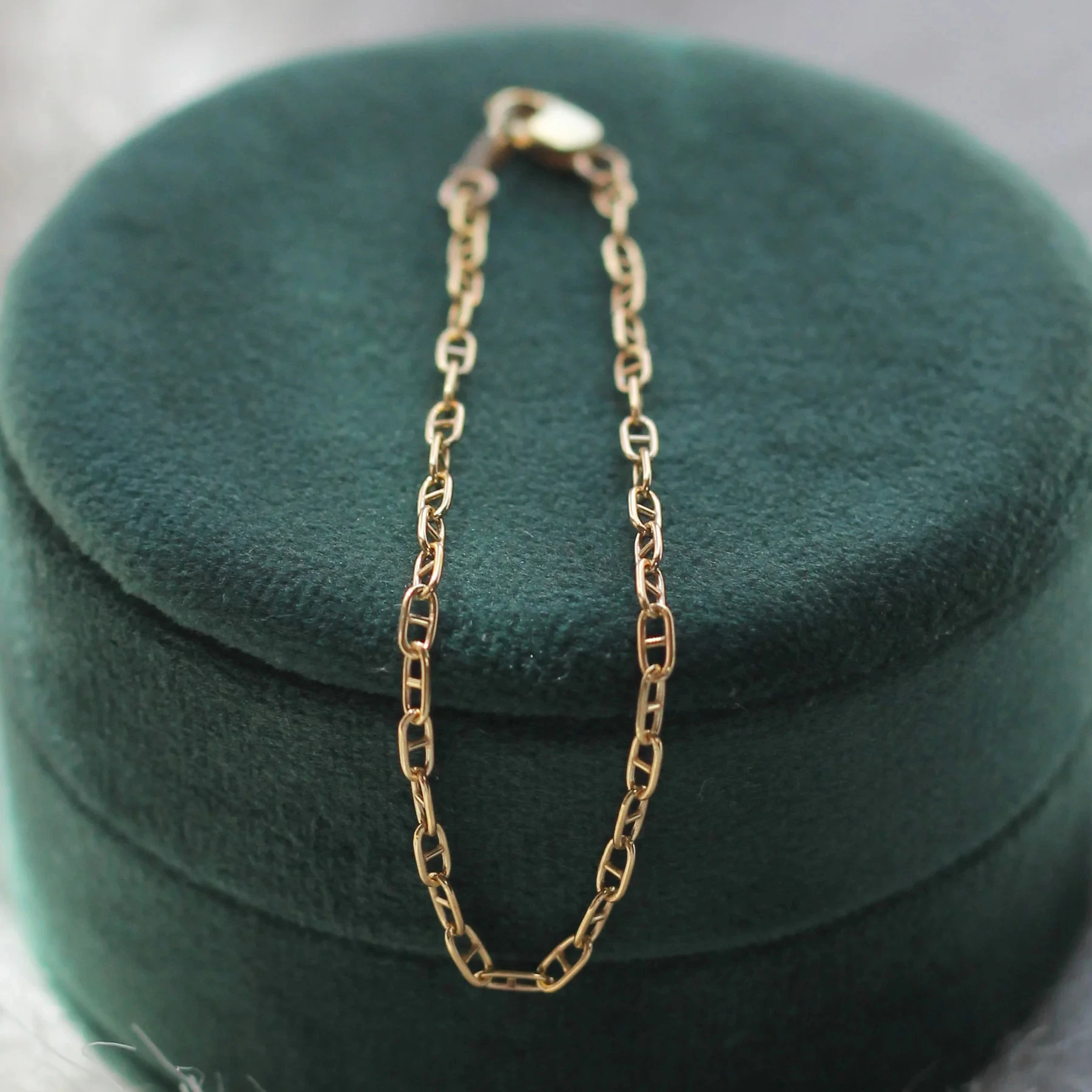 14K Gold Filled OMariner Oval Link Chain Bracelet Handmade Dainty Bracelet Waterproof Tarnish Resistant Jewelry Gift for Women
