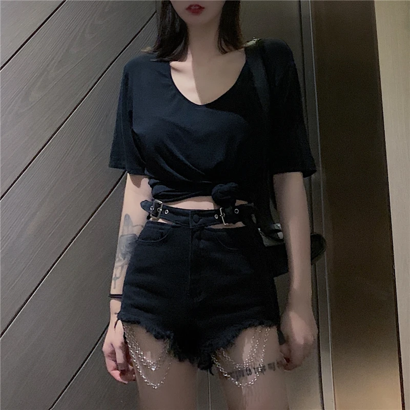 Đầm Gothic Lỗ Đen Dây Chuyền Quần Short Denim Nữ Mùa Hè 2020 Mới Bông Tai Kẹp Nữ Gợi Cảm Quần Short Grunge Punk Hip Hop quần Jean