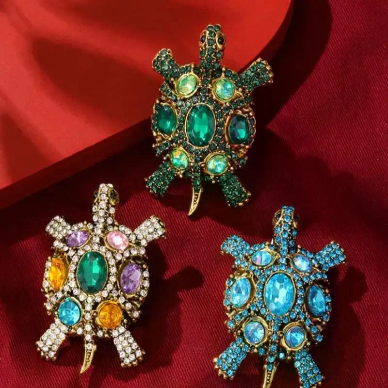Exquisite Vintage Rhinestone Turtle Brooches For Women Clothing Coat Jewelry Accessries Gifts