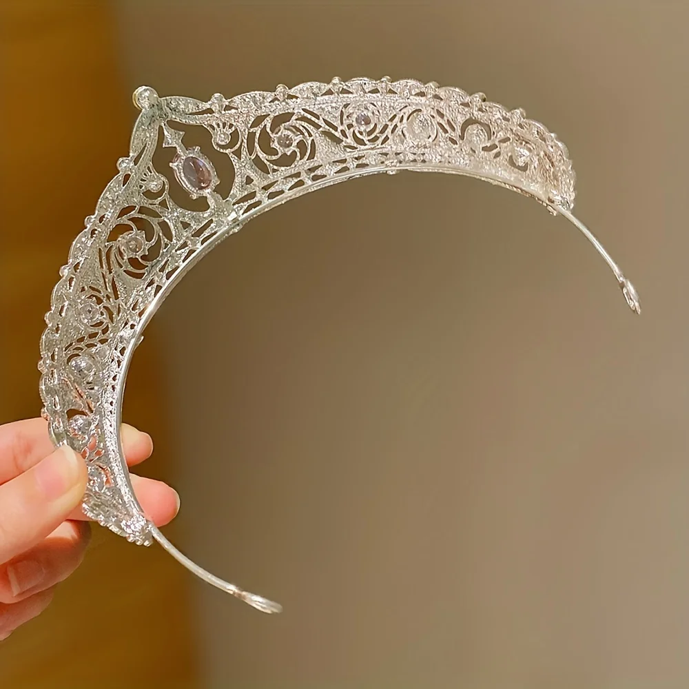 1pcs Sweet Girls Rhinestone Crown Party Catwalk Necessary Cute Little Girl Princess Diadem Birthday Gift