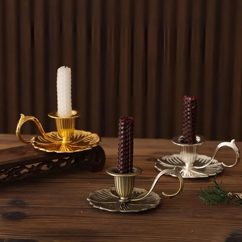 1PC Vintage Metal Chamberstick Candle Holder With Handle Teacup Shape Ridged Pil