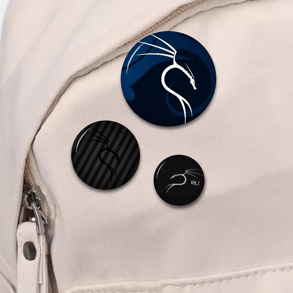 K-Kali Linux 32/44/58mm Round Cartoon Brooches Handmade Pins For Backpack Jewelry Accessories Gifts Creative Badge - view 2