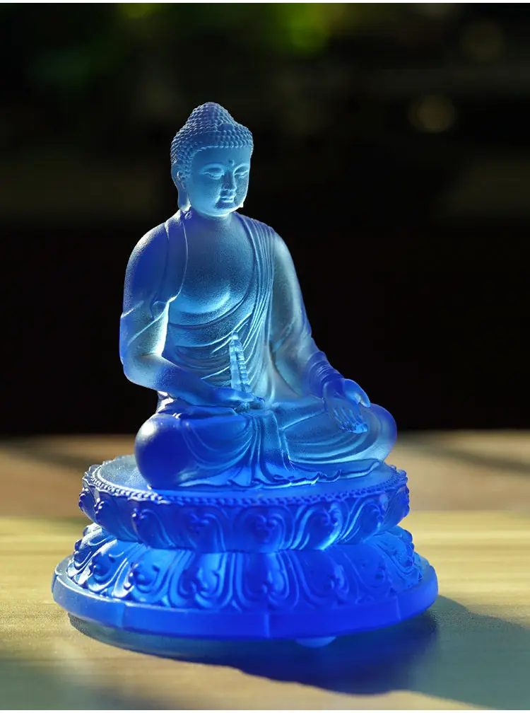 CZ glazed Sanbao Buddha ornament, a set of Medicine statues, and the home is dedicated to Sakyamuni Buddha