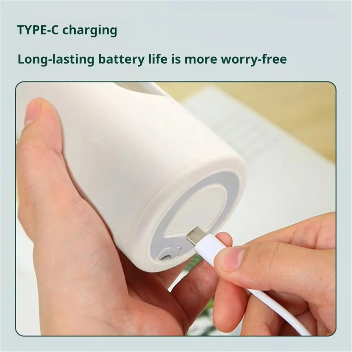 

Перезаряжаемая USB-бутылка для протеиновых коктейлей AD12 - портативный автоматический миксер для сывороточного протеина, объем 600 мл, кремово-белый цвет