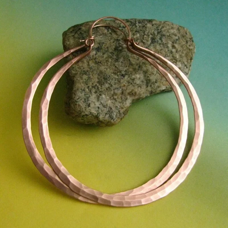 Boucles d'oreilles créoles rondes pour femmes, concises, à la mode, motif martelé à la main, Exquiaite, fête, Vocation, accessoires bijoux