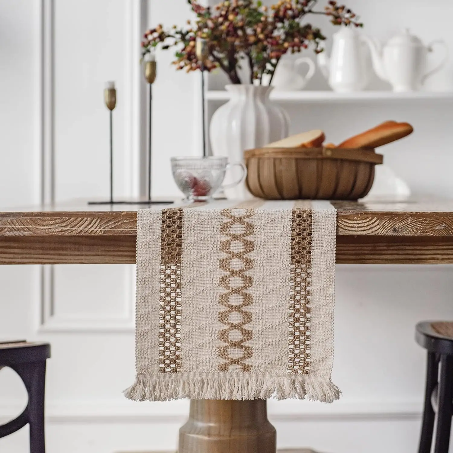 Boho Linen Table Runner, Washable Cream Brown Macrame Table Runner with Tassels for Country House Style Decoration