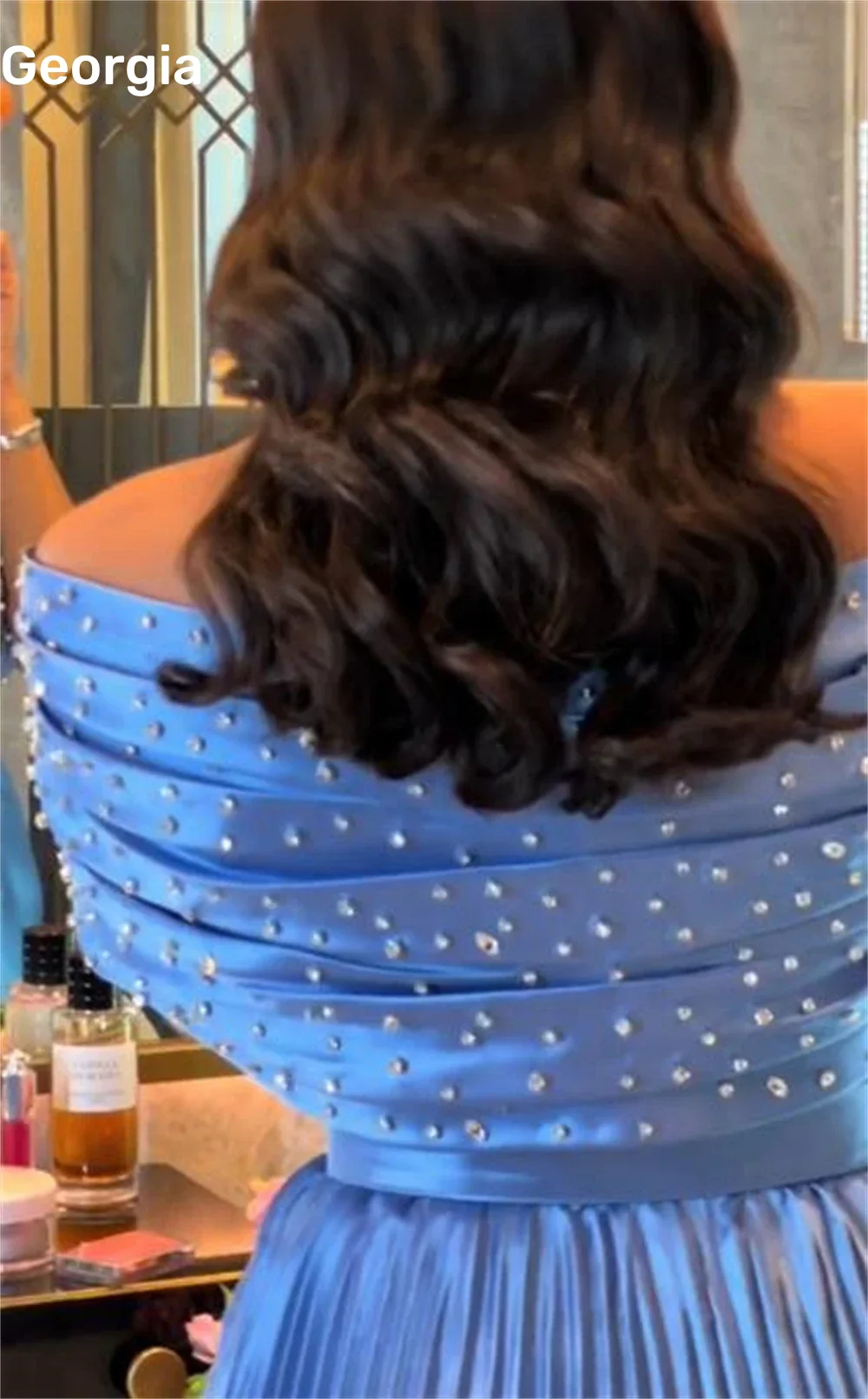 イブニングドレス カスタマイズ ブルーコラム オフショルダー フロアレングス エレガントでかわいい女性用ドレス ジッパーアップ ビーズ付き カクテルドレス