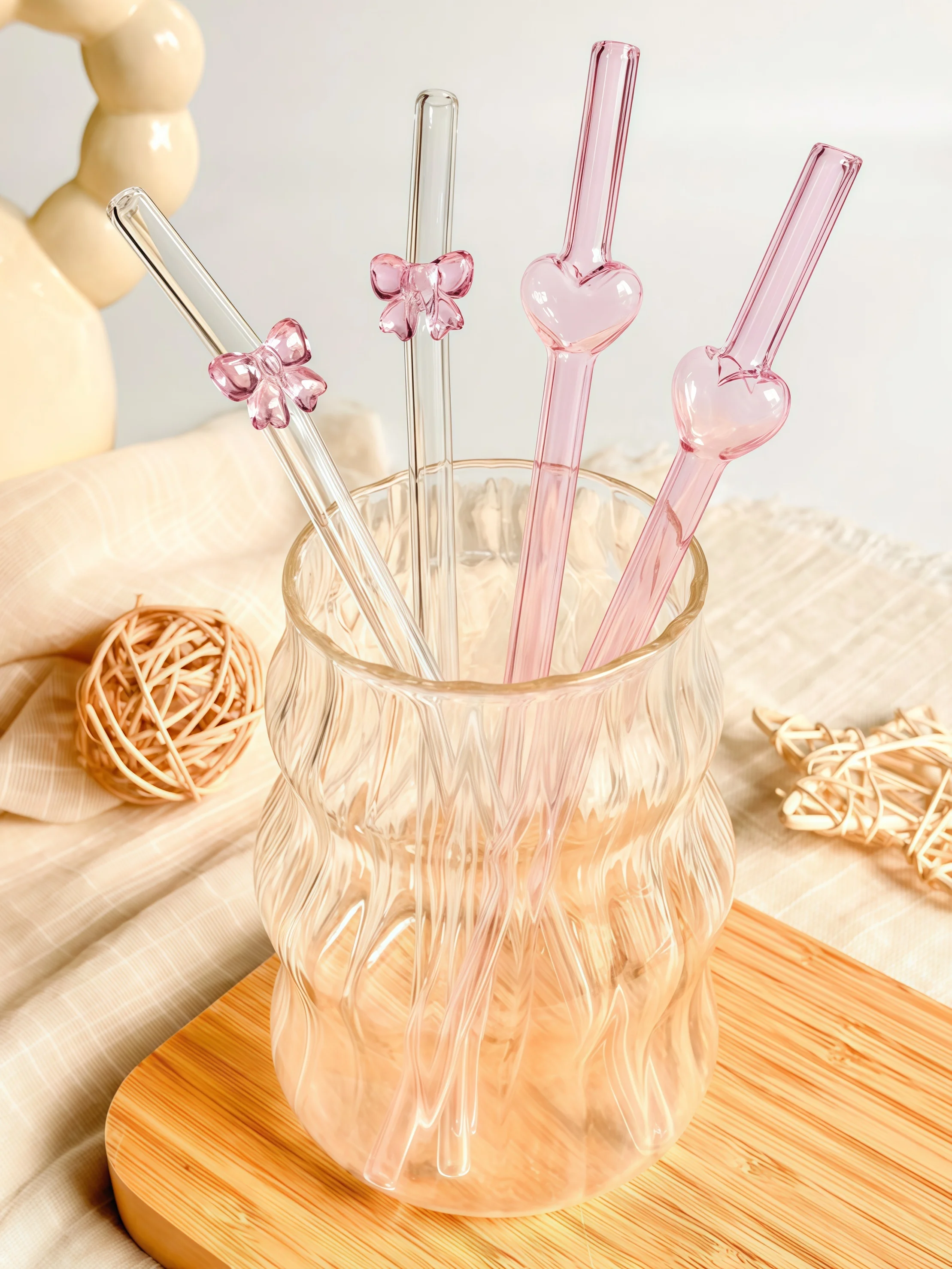 Valentine's Day Heart & Bow 20oz Glass Straw Set Reusable Straws for Smoothies Tea Juice & Cocktails Perfect Gift for Her