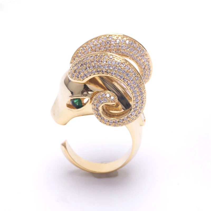 

Fashion Titanium Steel Inlaid AAA Zircon Sheep's Head Ring Exquisite Luxury Animal Best-Selling Accessories.