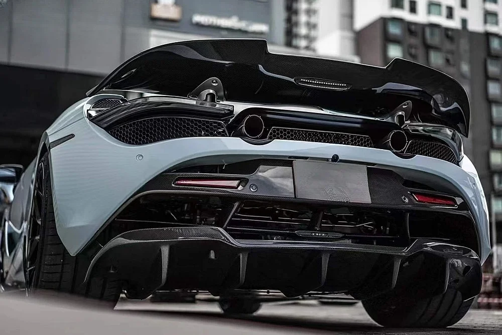

Suitable for Upgrading McLaren 720S to R-type Carbon Fiber Rear Diffuser, Bumper Lower Lip Spoiler Body Kit