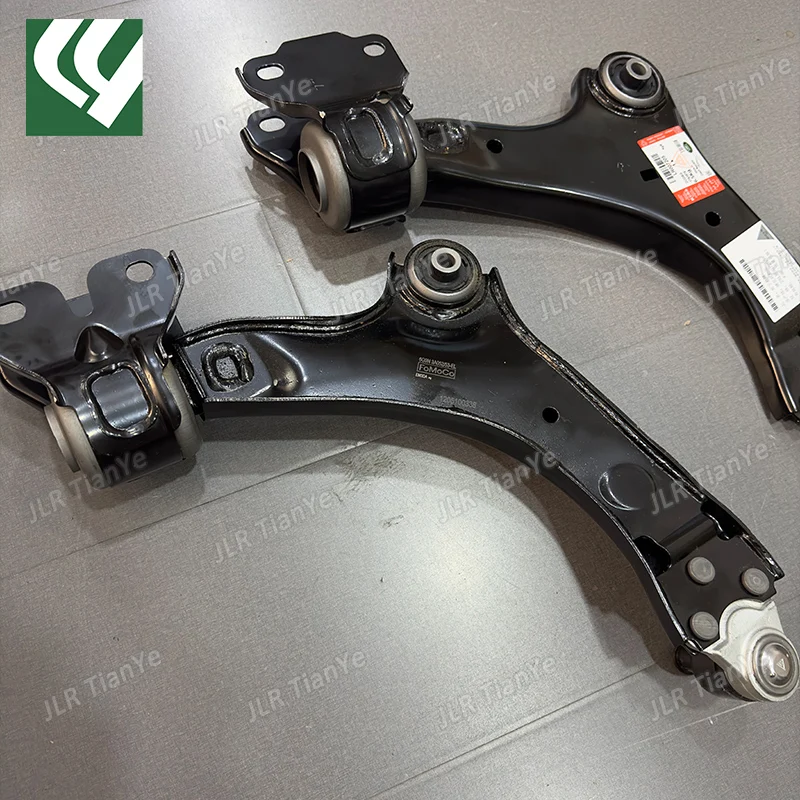 Front Left or Right Suspension Control Arm for Range Rover Freelander 2 2006- LR007206 LR002625