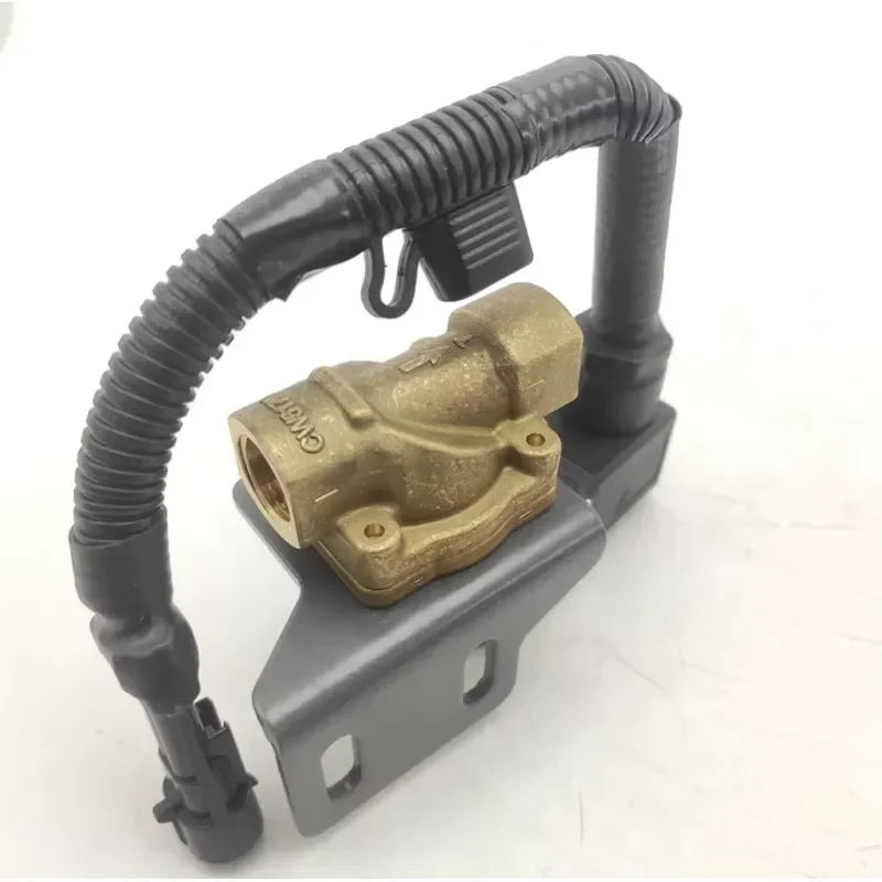 Low Pressure Fuel Cut-off Solenoid Valve LN100-1113301 for Yuchai LNG CNG Natural Engine Truck Shut Off Valve