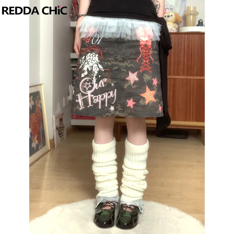 

ReddaChic 3D камуфляжная юбка с цифровым принтом в стиле ретро Y2k Star Graffiti A Line с высокой талией и разрезом, длинная юбка для женщин, уличная одежда в стиле Харадзюку