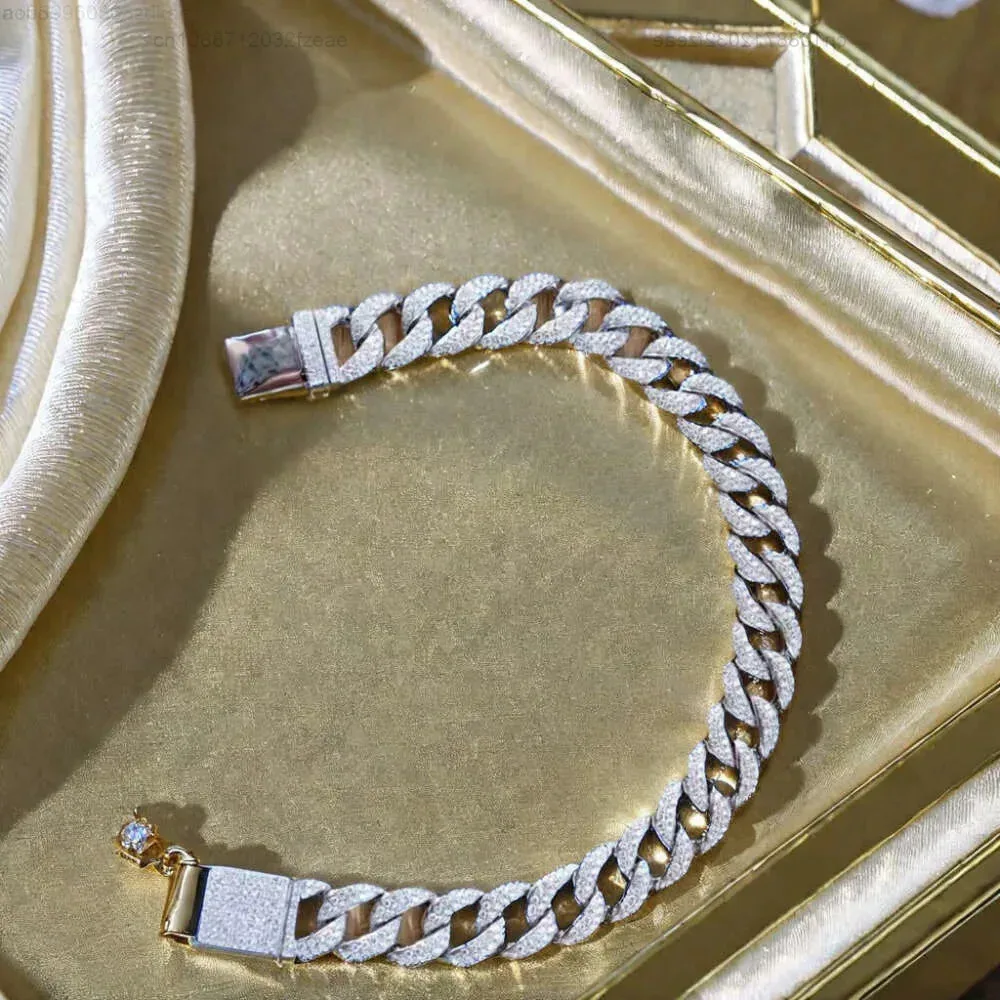 

Factory Price Hip Hop 6-20mm Wide Vvs Moissanite Diamond Cuban Link Chain 925 Silver Iced Out Moissanite Cuban Bracelet for Men