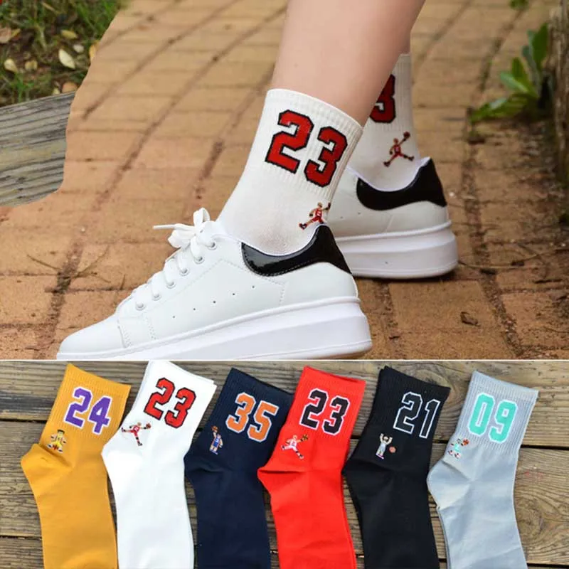 Ins Stil Basketball Männer Socken Baumwolle Hip-hop Weibliche Sport Socken Hohe Qualität Harajuku Coole Lustige Socken Für Männer und Frauen