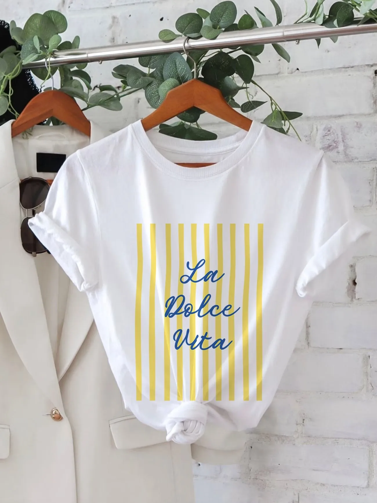 Graphic La Dolce Vita Letter Print 100% Cotton T Shirt Fashion Women's T-Shirt Crew Neck Short Sleeve Top Tee Summer