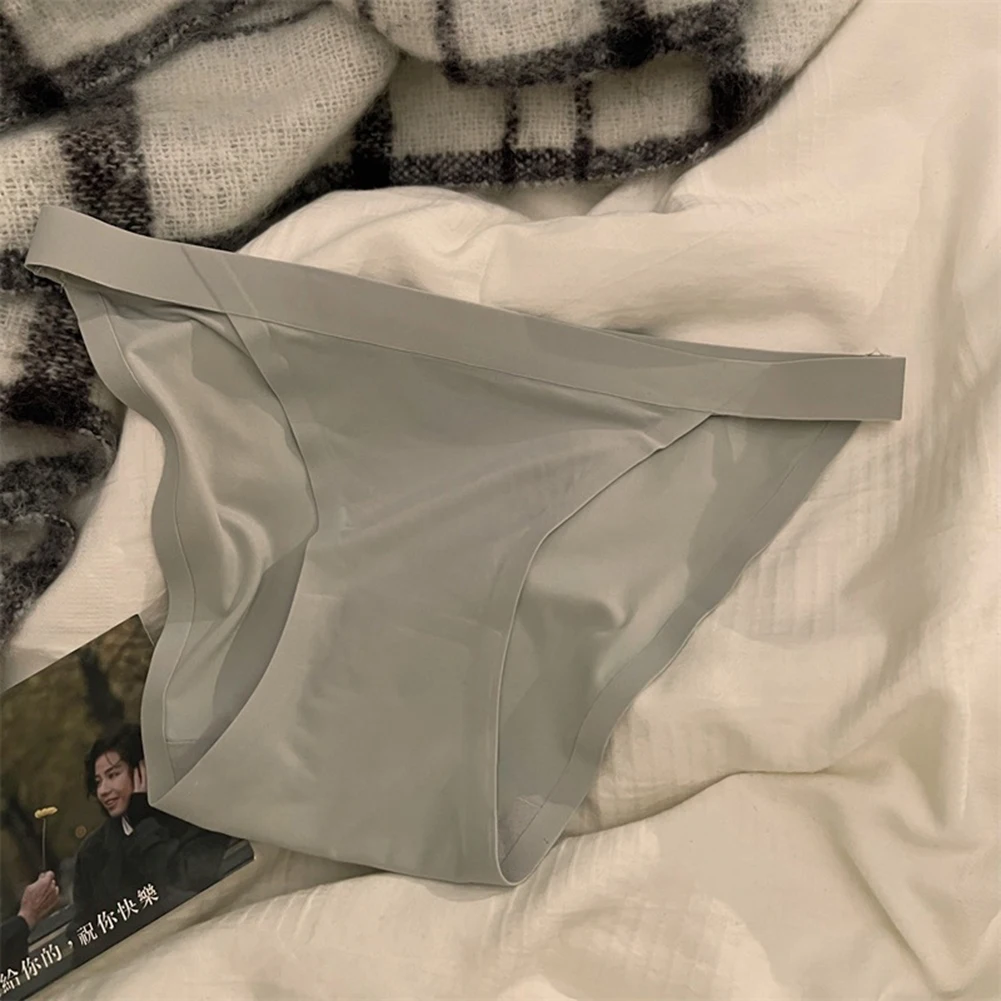 

Ice Silk Seamless Sports Underwear Women's Low Waist Sexy Triangle Pants Elastic Comfortable Female Knickers