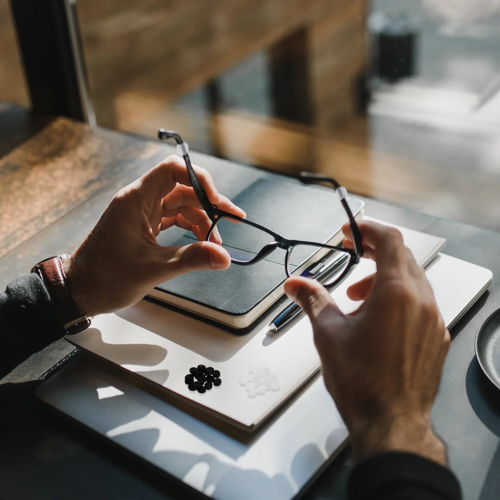 

40Pcs Non-Slip Oval-Shape Comfortable Glasses Retainers for Myopia Sunglasses Leg Covers Glasses Retainers Eyeglasses Supplies