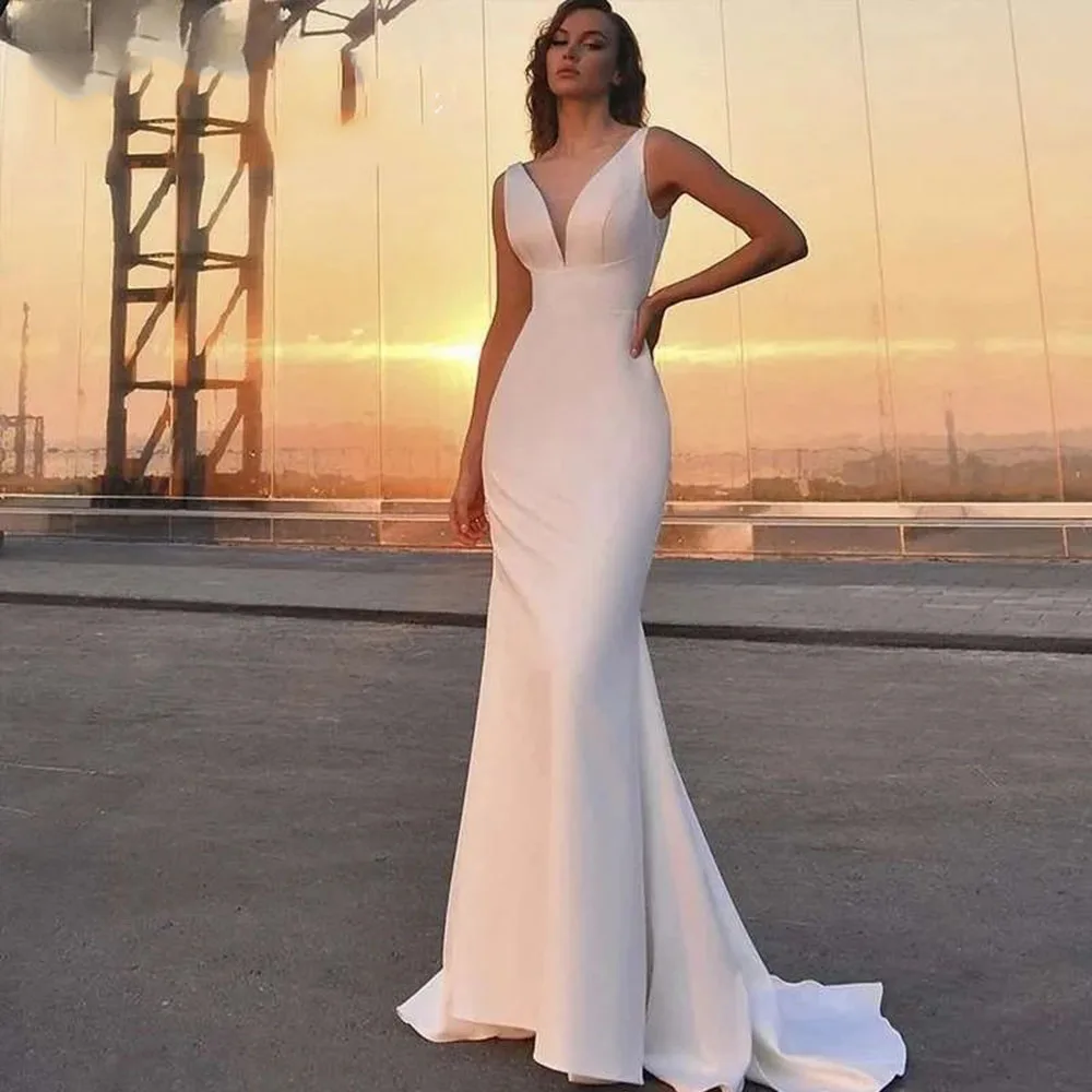 Simple Mermaid Wedding Dresses Women V-Neck Backless Satin Bridal Gown Sweep Train Party Gown Vestidos De Novia