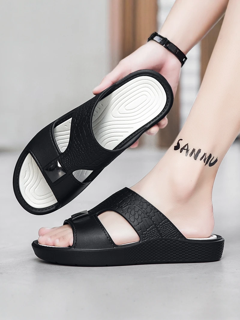 

Men's 2026 New Casual Outdoor Wear-Resistant Anti-Slip Soft Bottom Sandals Beachside Slippers Thick Bottom Low Heel EVA Material