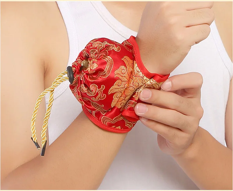 Cervical vertebra ministry moxibustion with single / 1 garment of moxibustion Pure copper moxibustion box of the tubes Tsao warm