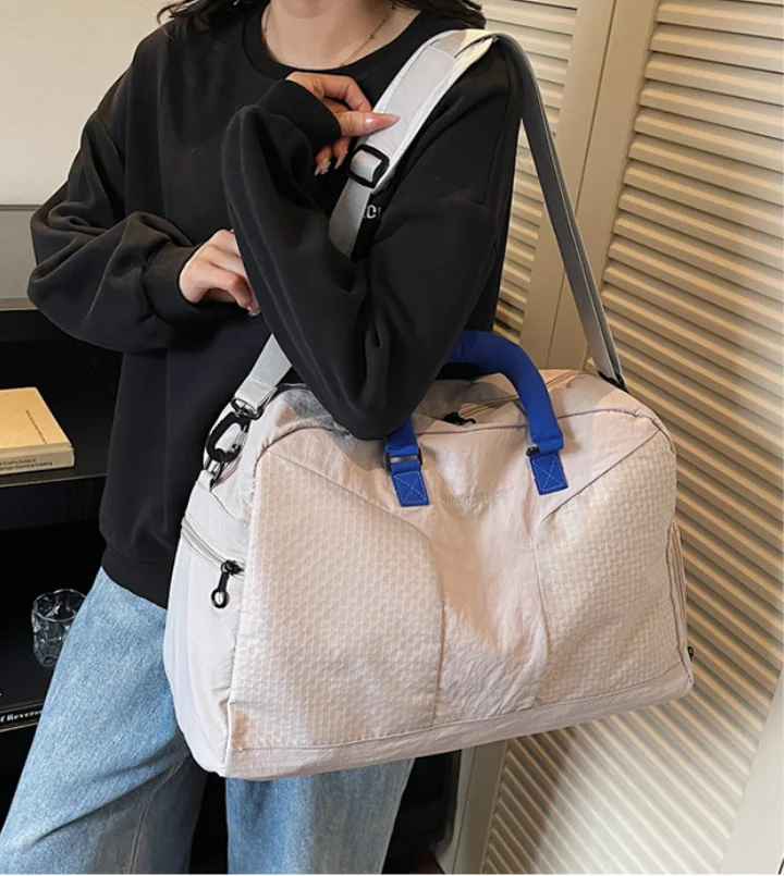 

Large-Capacity Short-Distance Travel Bag, Carry-On Bags, Business Trip Hand Luggage, Sports and Fitness bag, Travel Storage bags