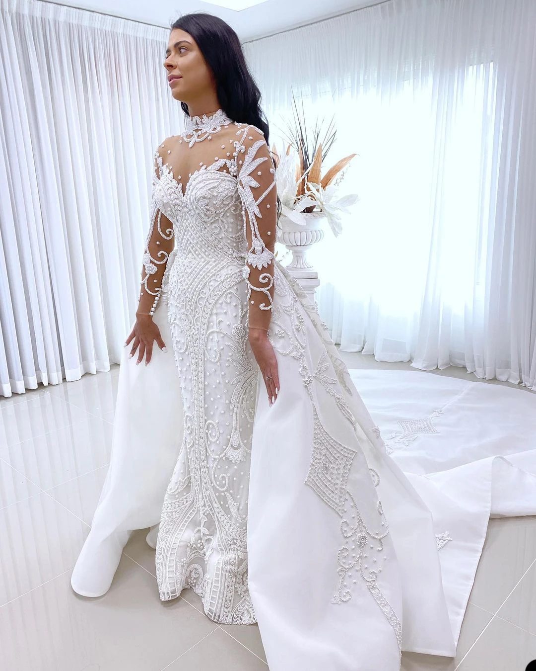 Luxury Beaded Mermaid Wedding Dresses Pearl Full Sleeve Applique Bridal Gowns Custom Made Plus Size Sweep Floor Formal Dress