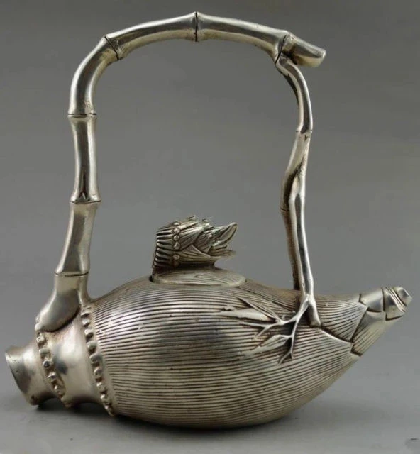 

China manually collecting old Tibet silver bamboo, bamboo shoots the teapot