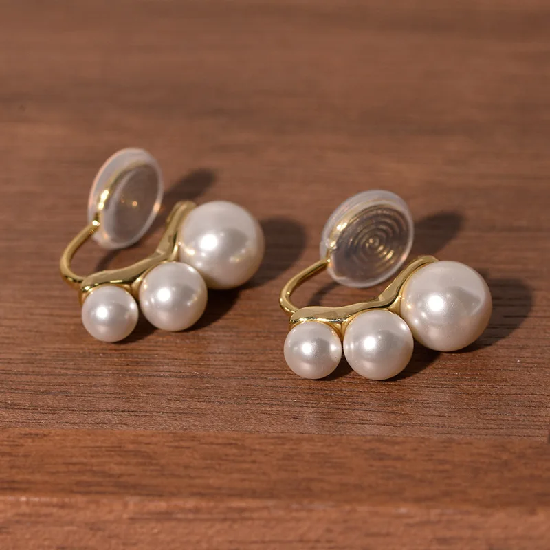 New Simple Three Ball Earrings Fashion Mosquito Incense Plate Ear Clip Women\'s Hundred Gift Wholesale