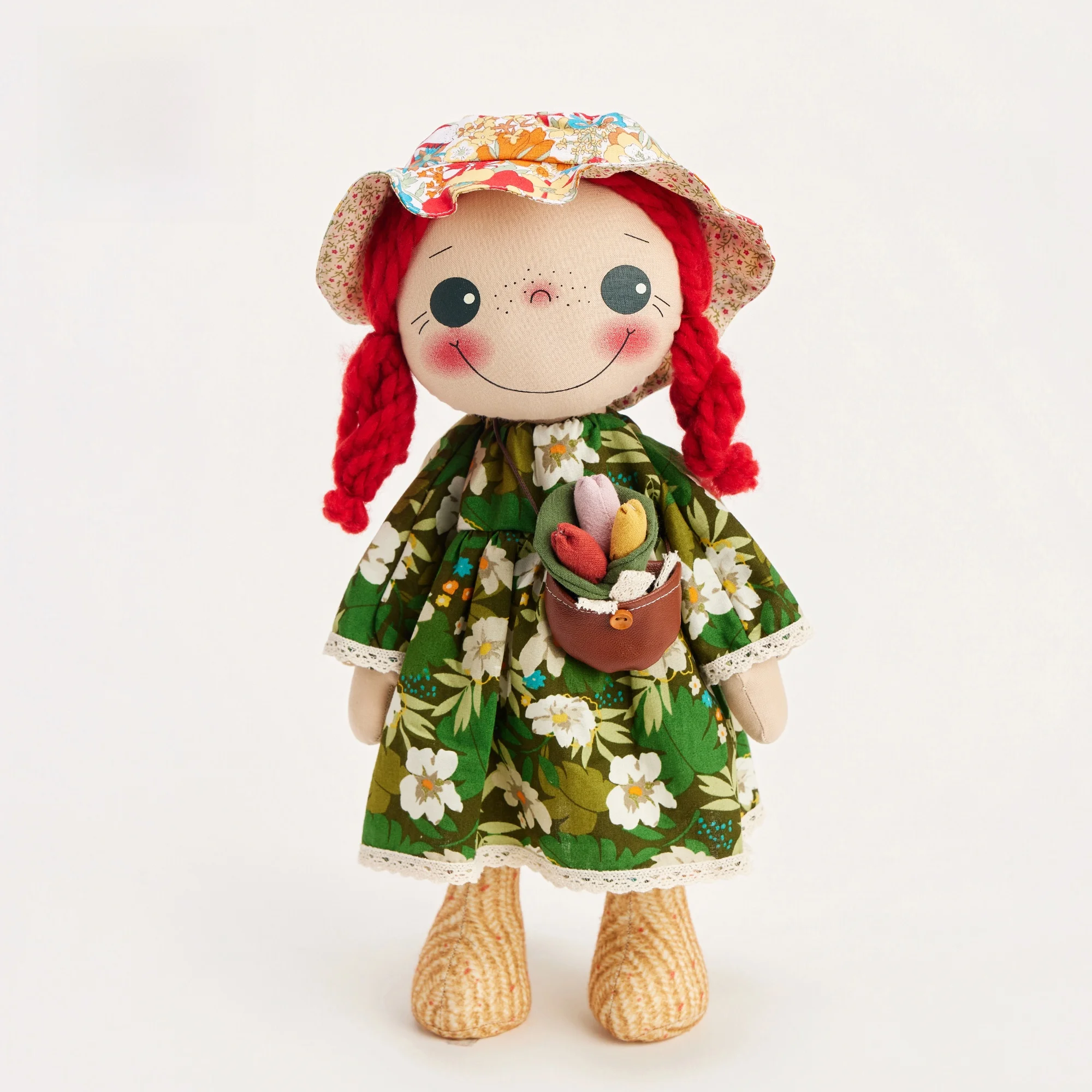 bambola-di-peluche-fatta-a-mano-mollydoll-pezzo-da-esposizione-regalo-di-compleanno-per-la-fidanzata-bambola-morbida-in-cotone-perlato-artigianato-artistico