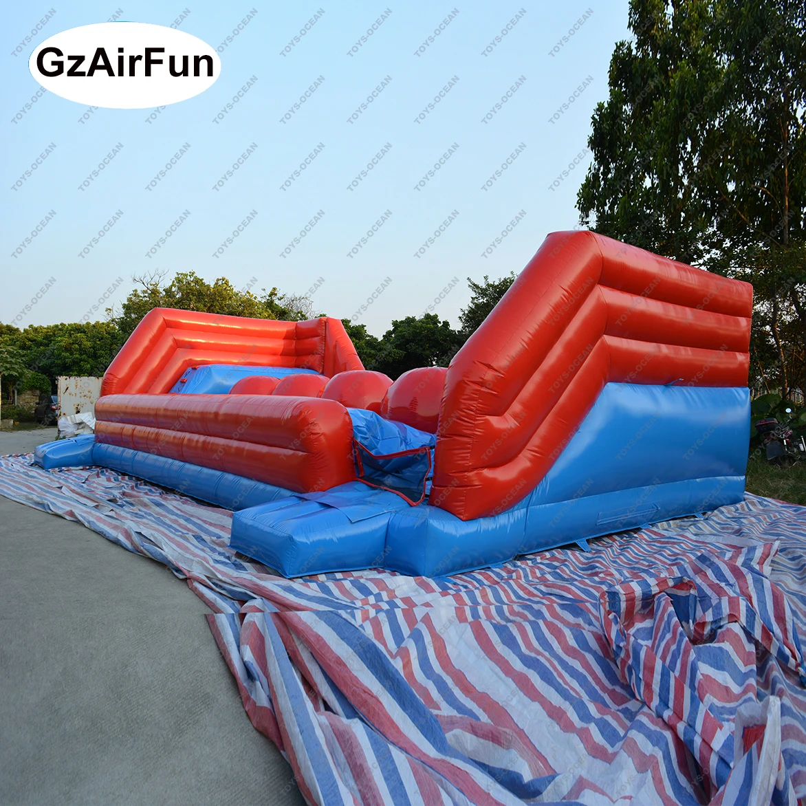 Commercial Outdoor Crazy Sports Interactive Games Inflatable Big Baller Wipeout Course Challenge Game Inflatable Jumping Baller
