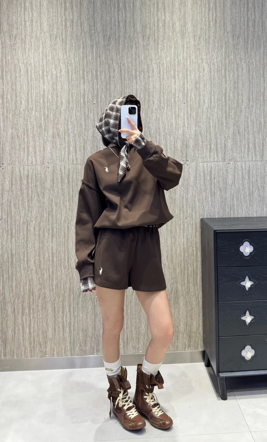 

Новый осенний женский комплект 2025: Свободный повседневный костюм-двойка из 100% полиэстера, однотонный, без рукавов