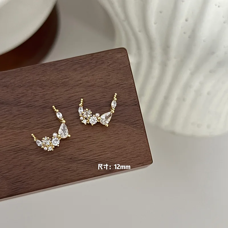 5 Stück vergoldete Kupfer-Zirkon-Nagelanhänger – Nagelkunst-Dekoration im französischen Stil mit glitzerndem Kristallrand, luxuriöser Nagelschmuck – Detail 29