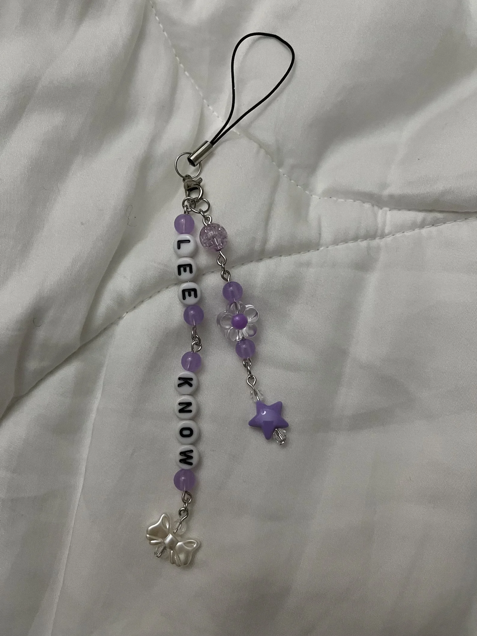Handmade Beaded Cell Phone Lanyard, K-POP inspried Jewelry Keychain, skz Letter Charm view 3